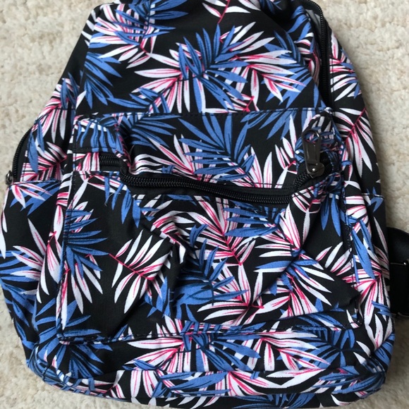 Brand New Backpack - Picture 4 of 4